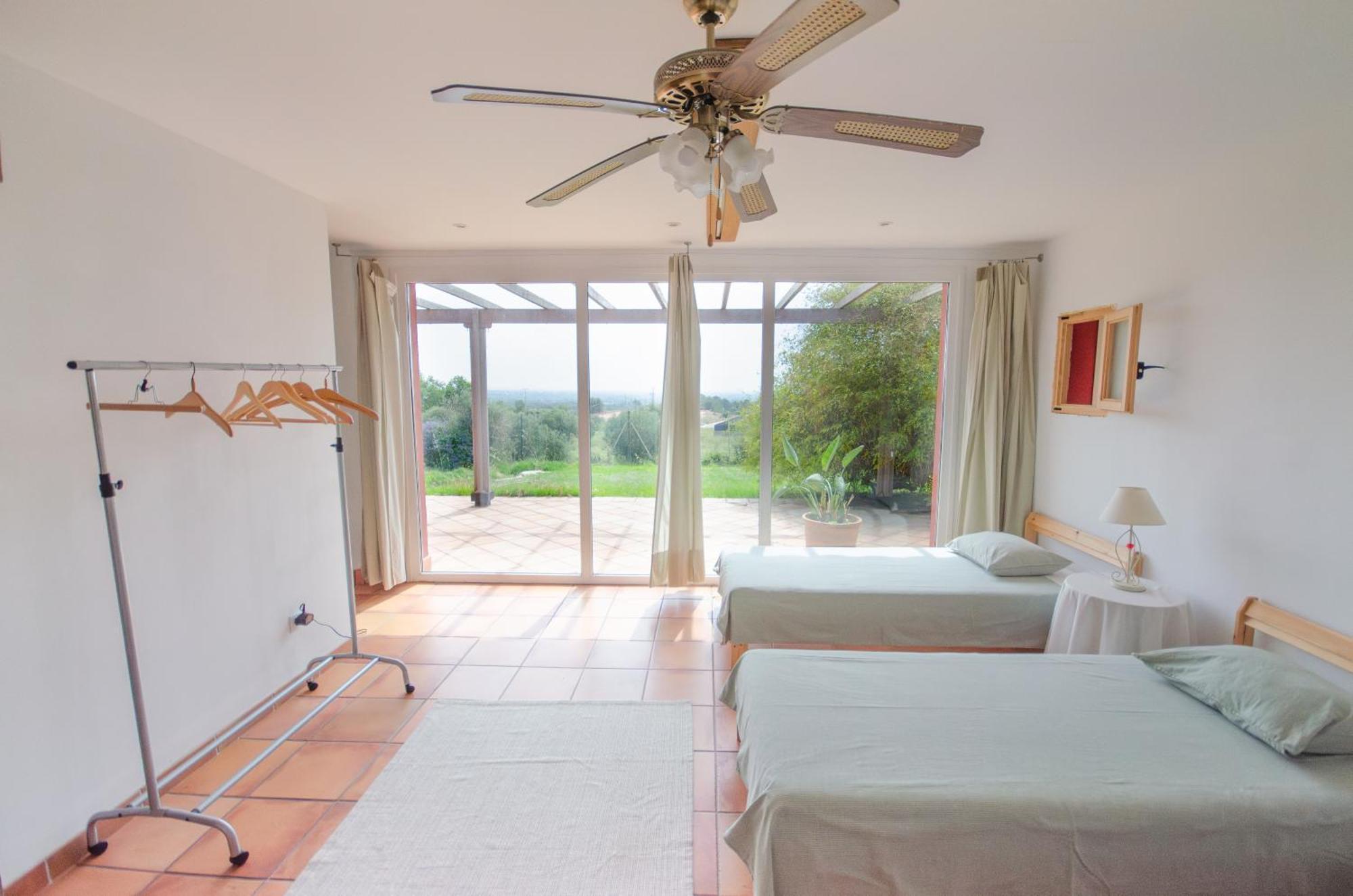L'albaida, Tranquility, Views Of Sea And Mountains * Vilanova de Escornalbou